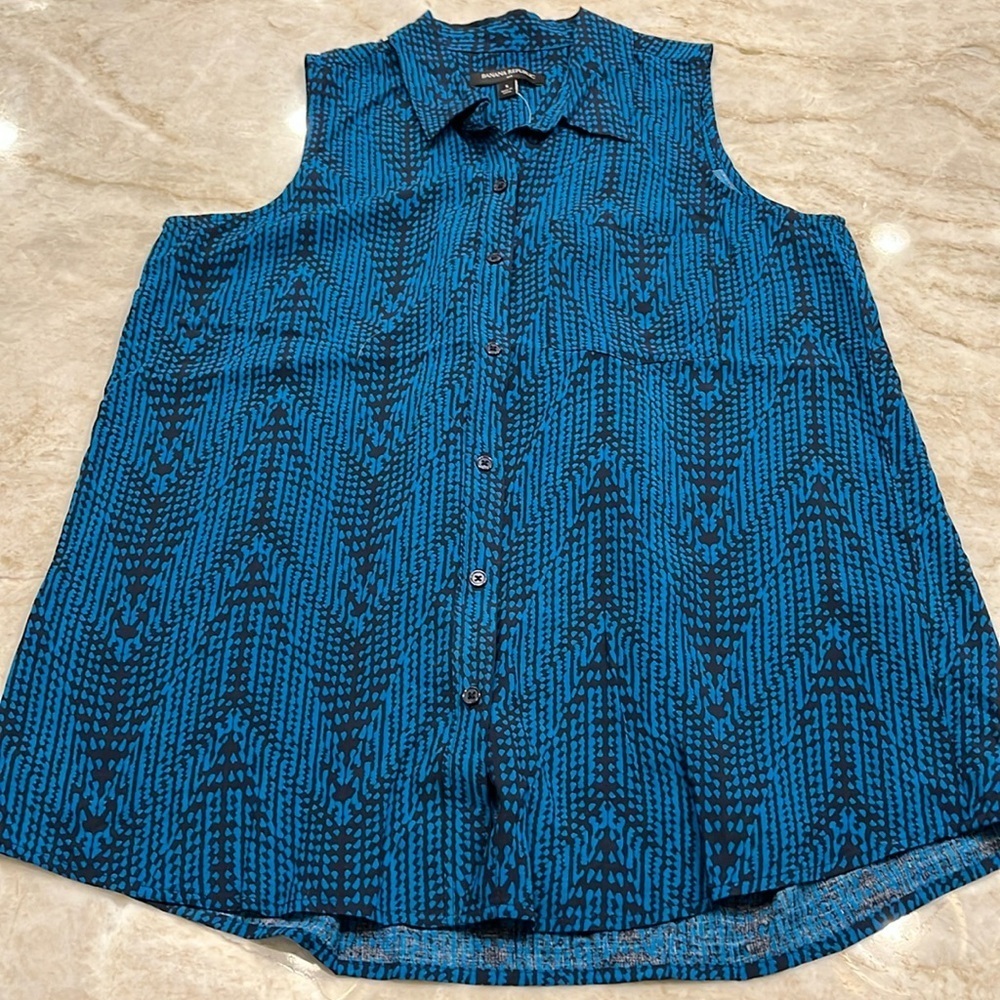 NEW Banana Republic Factory | Sleeveless Button Up Top | Blue/Black |‎ Small